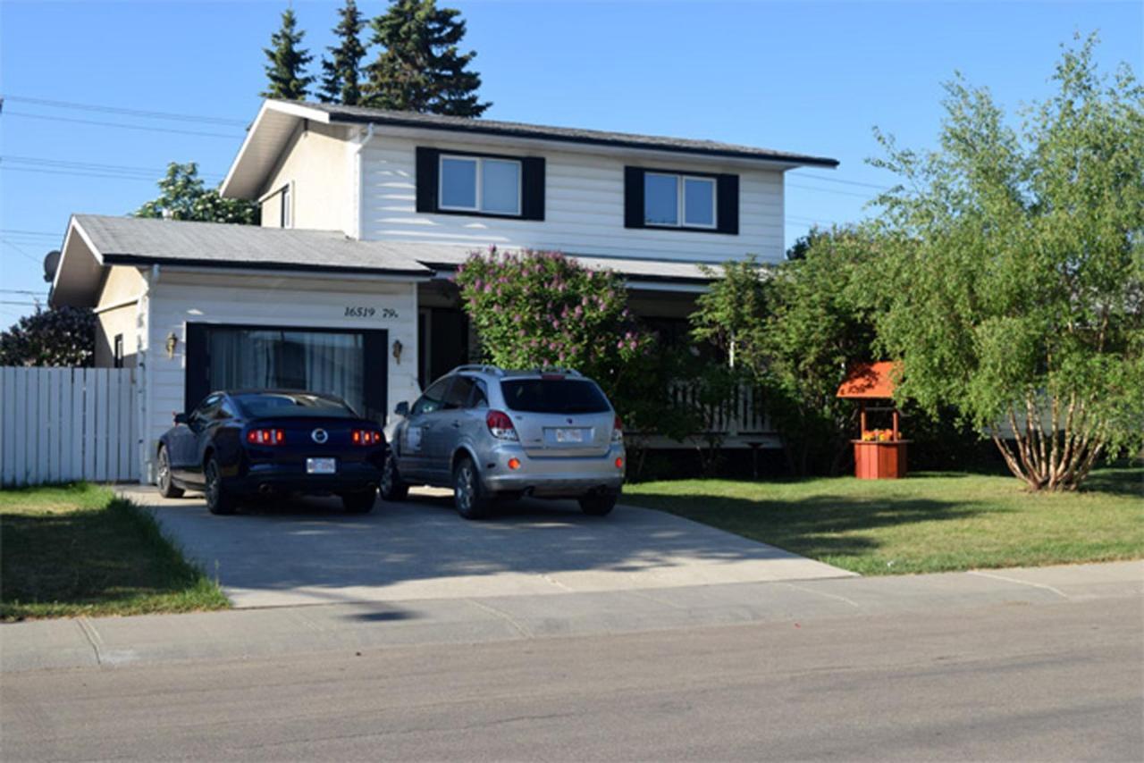 The Dewberry Homestay B&B Edmonton Exterior foto